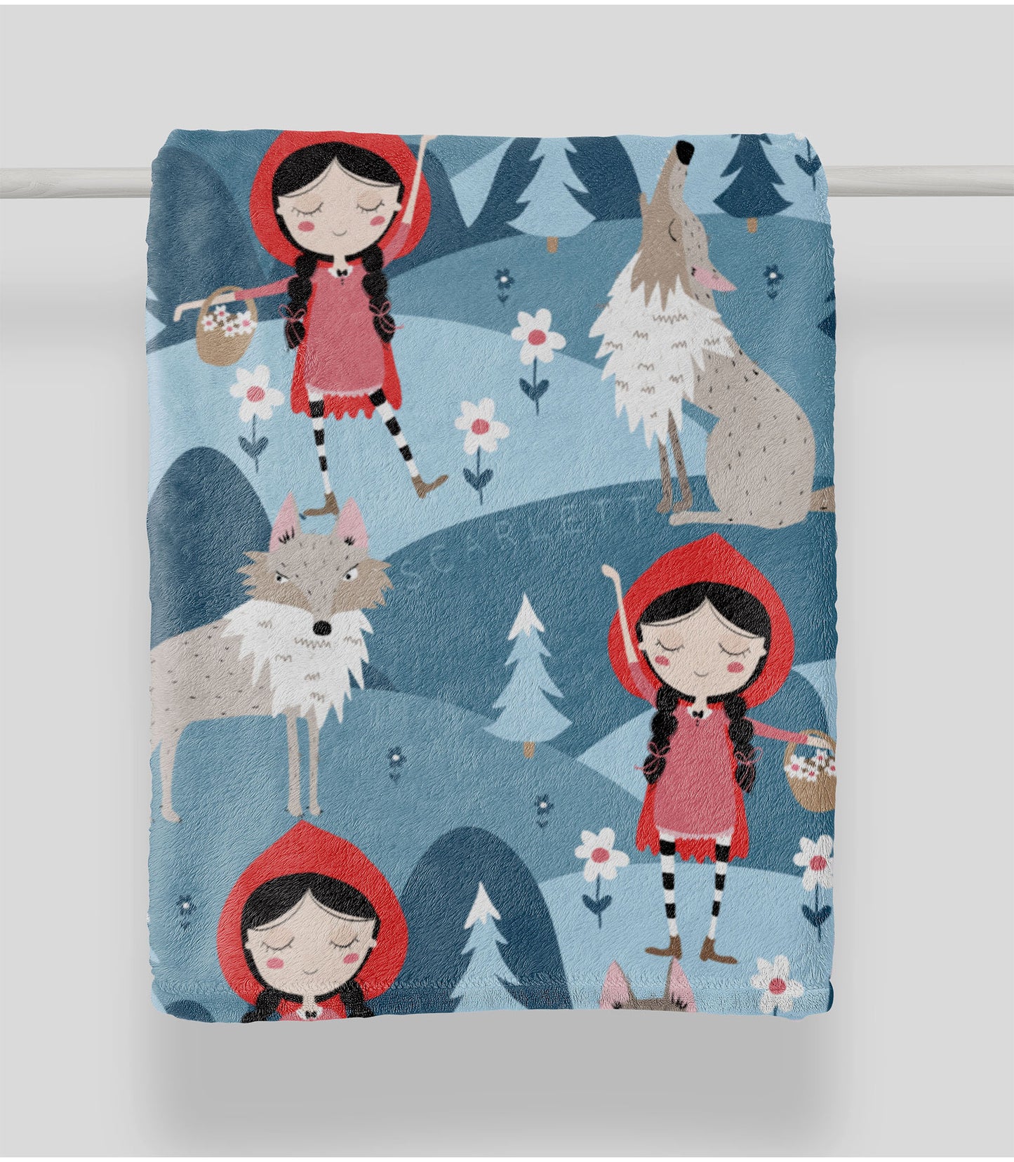 RED RIDING HOOD BLANKIE