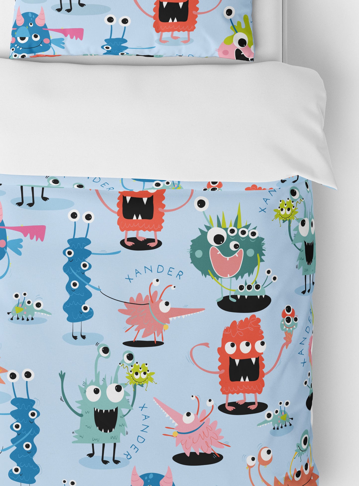 MONSTERS AND THEIR PETS BEDDING